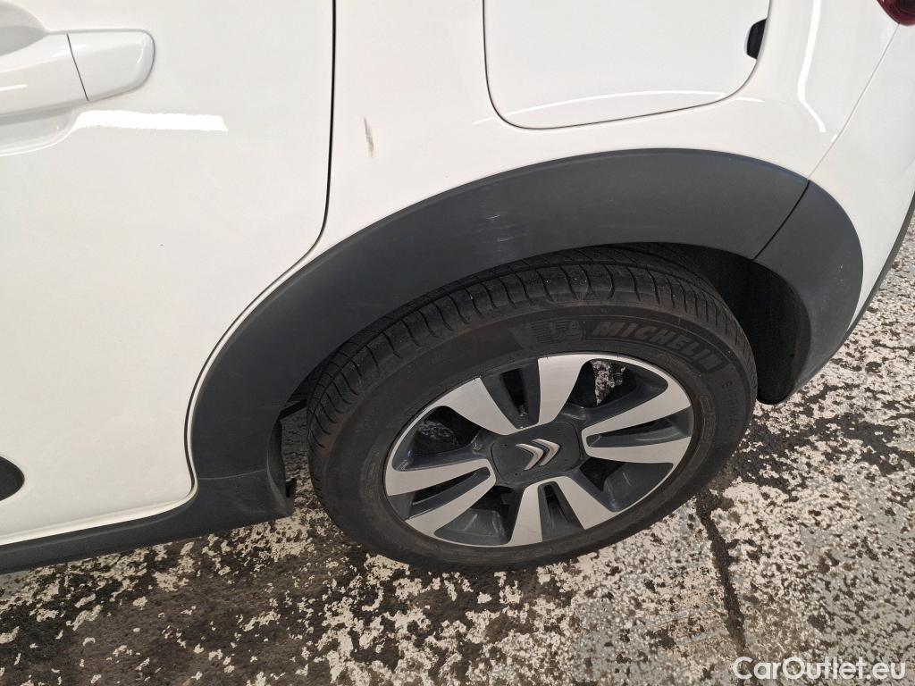  Citroen  C3  Shine 1.2 PureTech 80CV BVM5 6E #14