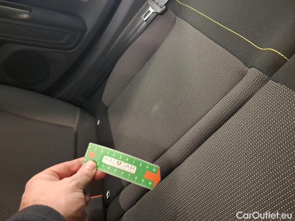  Citroen  C3  Shine 1.2 PureTech 80CV BVM5 6E #6