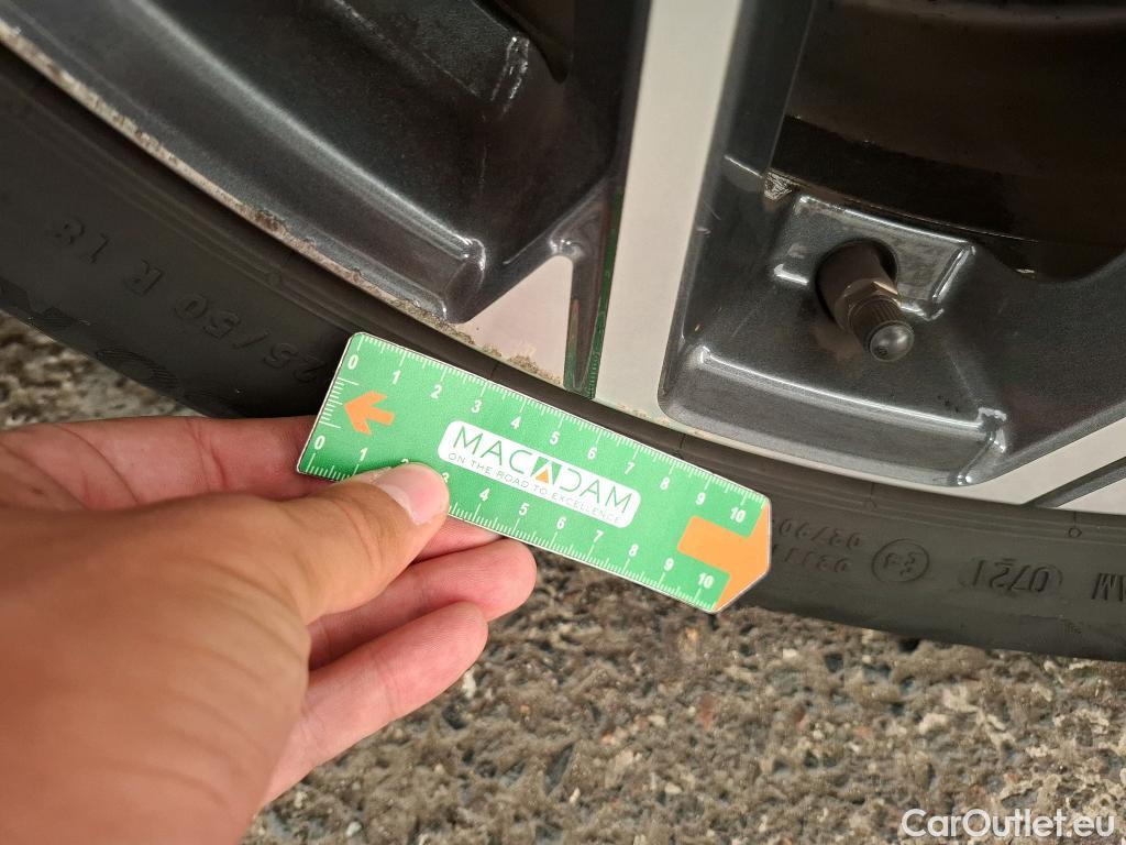  Bmw  X1 Série  sDrive16d xLine 1.5 115CV BVA7 E6d #13