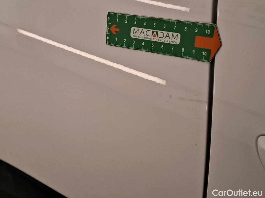  Citroen  C3  Shine 1.2 PureTech 80CV BVM5 6E #21