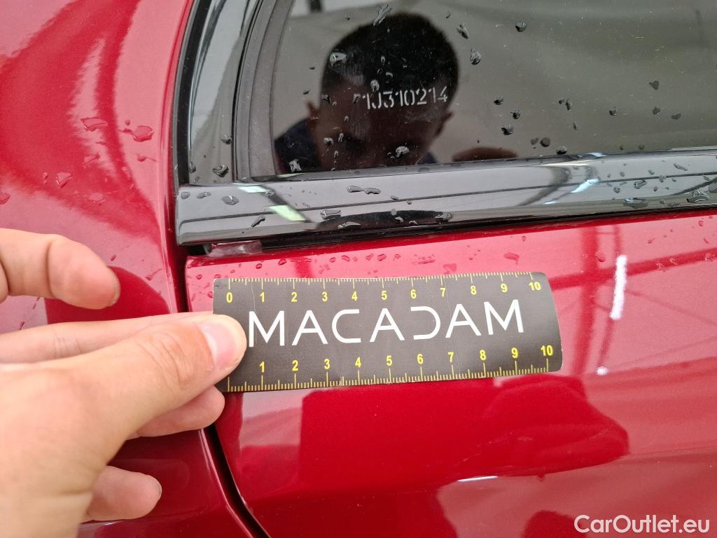  Mercedes  A-Klasse MERCEDES-BENZ Classe A Compact / 2018 / 5P / Berline A 250 e AMG Line 8G-DCT #26