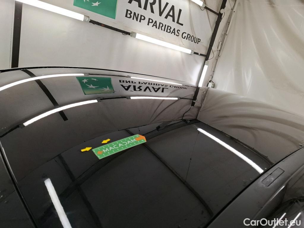  Mercedes  CLA-Klasse MERCEDES-BENZ CLA Shooting Brake / 2019 / 5P / Break CLA 200 d Business Line BA8 #1