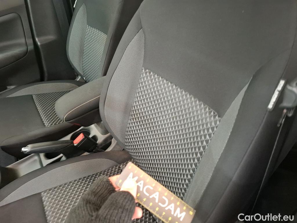  Nissan  Micra NISSAN  / 2016 / 5P / Berline IG-T 100 Business Edition #21