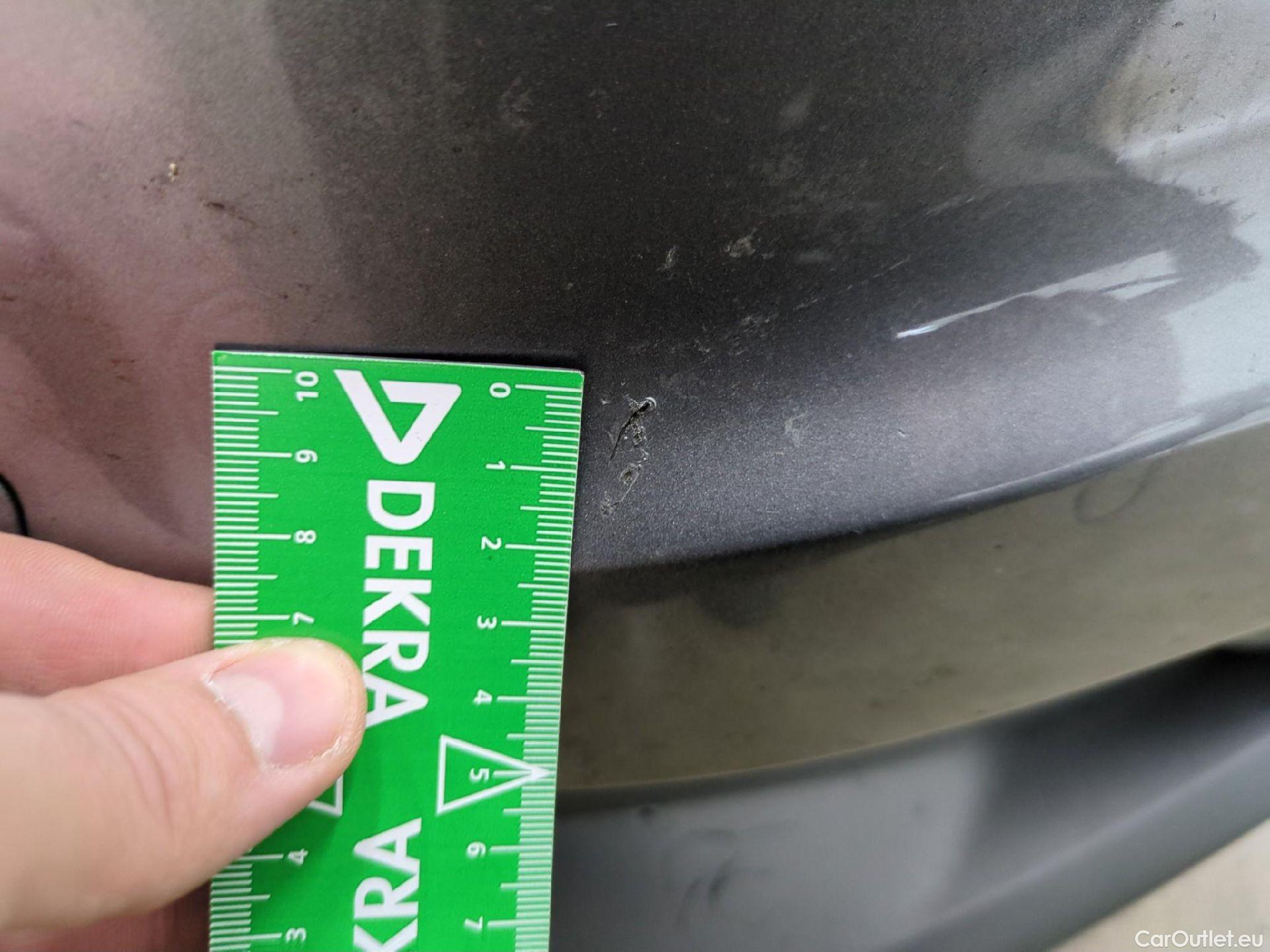  Nissan  Juke NISSAN  / 2019 / 5P / Crossover DIG-T 114 DCT Business+ #12