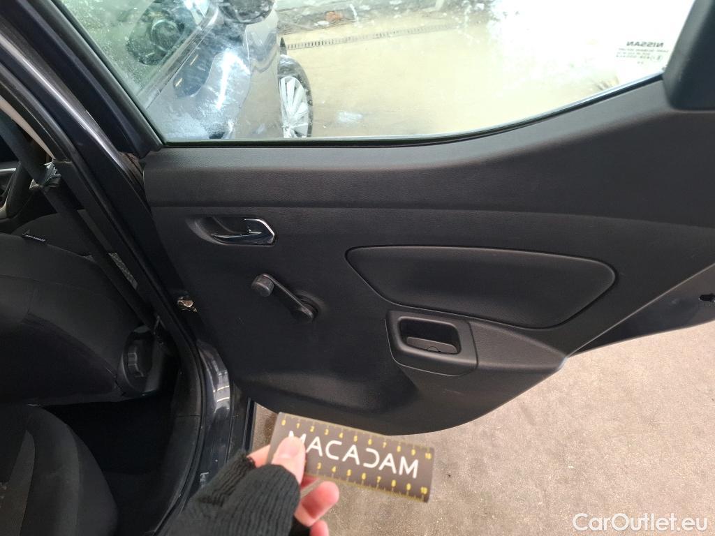  Nissan  Micra NISSAN  / 2016 / 5P / Berline IG-T 100 Business Edition #6