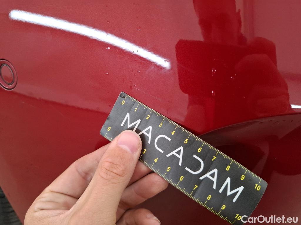  Mercedes  A-Klasse MERCEDES-BENZ Classe A Compact / 2018 / 5P / Berline A 250 e AMG Line 8G-DCT #28