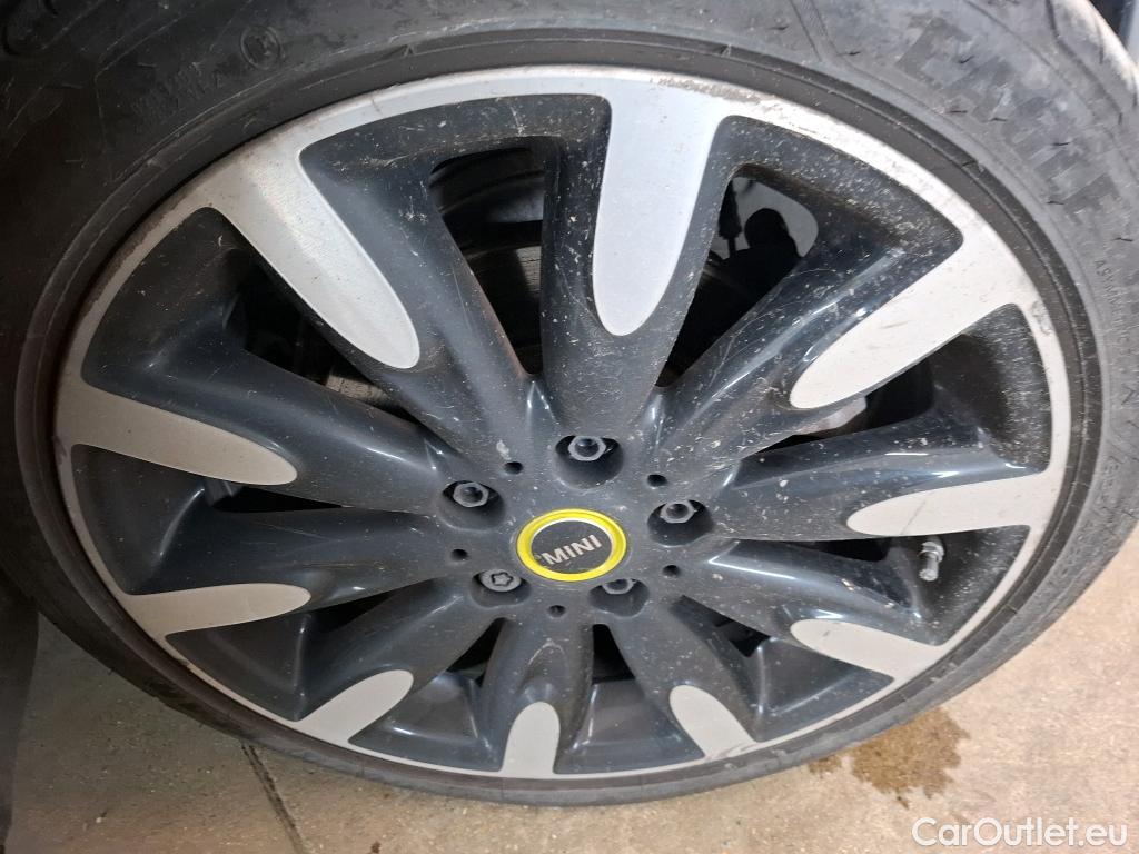  Mini  Mini   / 2014 / 3P / Berline Cooper SE Finition Yours 184 ch BVA #23