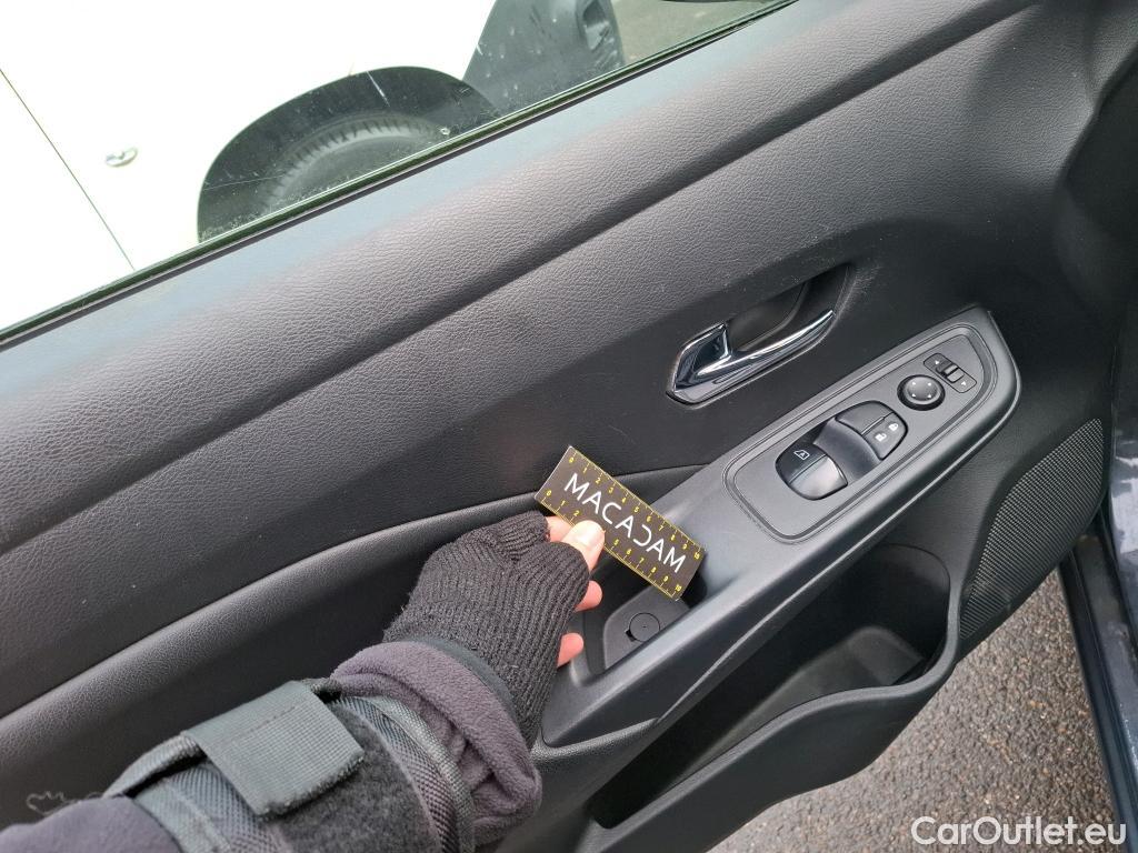  Nissan  Micra NISSAN  / 2016 / 5P / Berline IG-T 100 Business Edition #8