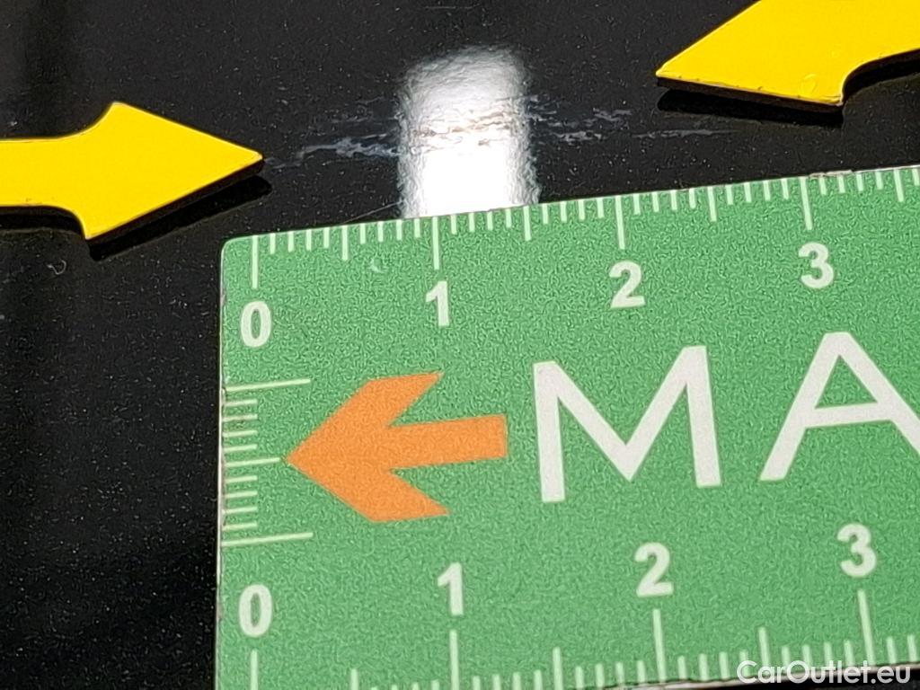  Mercedes  CLA-Klasse MERCEDES-BENZ CLA Shooting Brake / 2019 / 5P / Break CLA 200 d Business Line BA8 #2