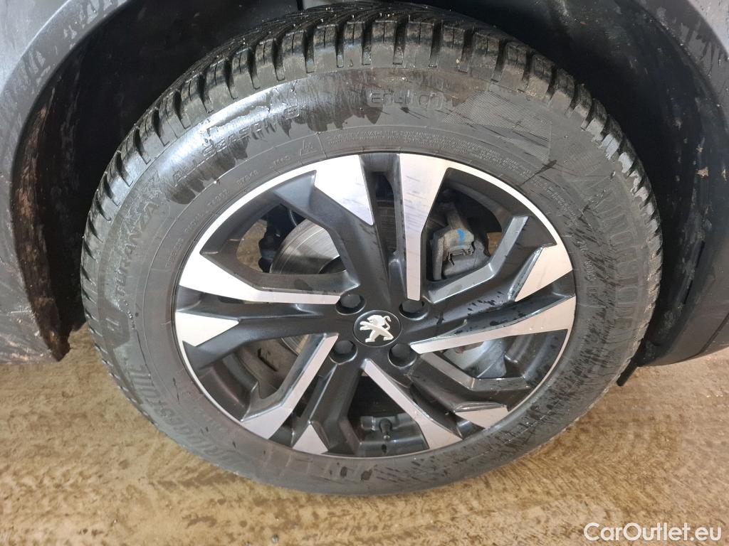  Peugeot  2008  Allure Business 1.2 PureTech 130CV BVM6 E6d #25