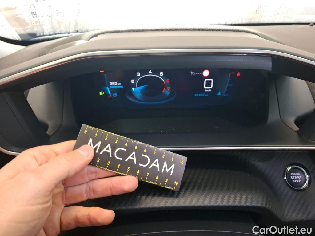  Peugeot  2008  Allure Business 1.2 PureTech 130CV BVM6 E6d #20