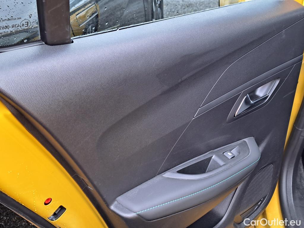  Peugeot  208  Allure Pack 1.2 PureTech 100CV BVA8 E6d #21