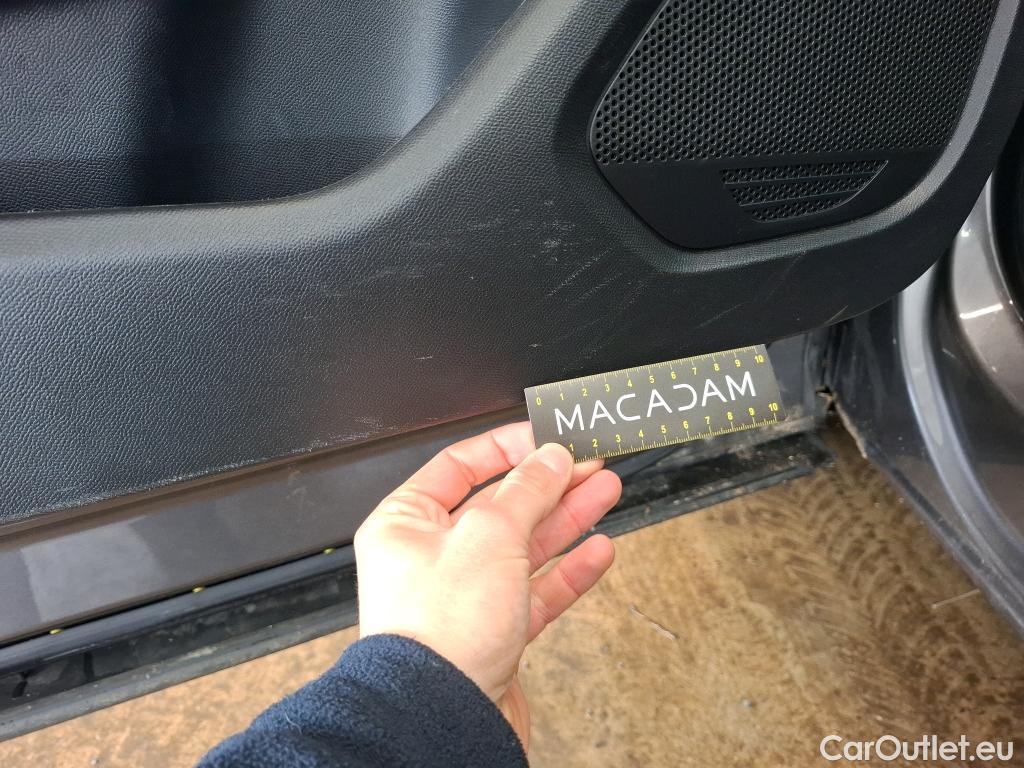  Peugeot  2008  Allure Business 1.2 PureTech 130CV BVM6 E6d #6