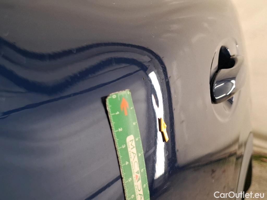  Renault  Kadjar RENAULT  / 2018 / 5P / Crossover Intens TCe 160 FAP #12