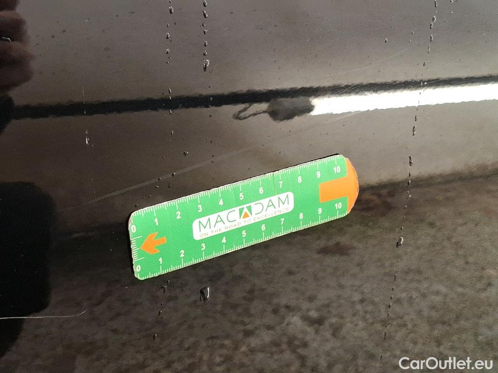  Volvo  V60 VOLVO  / 2018 / 5P / Break B4 197 Geartronic 8 Plus #23