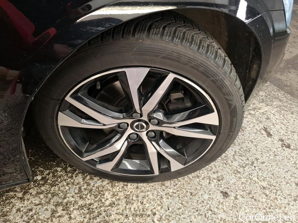 Volvo  V60 VOLVO  / 2018 / 5P / Break B4 197 Geartronic 8 Plus #12