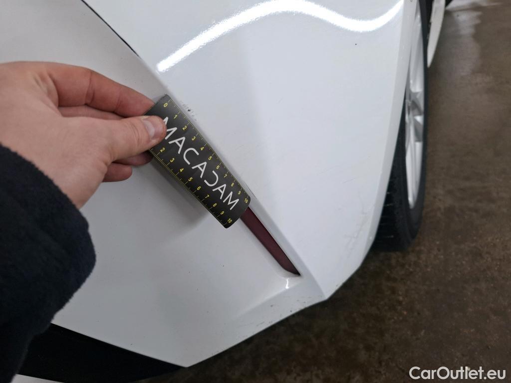  Toyota  Corolla TOYOTA  / 2018 / 5P / Berline Hybride 122h Dynamic Business Beyond Zer #16