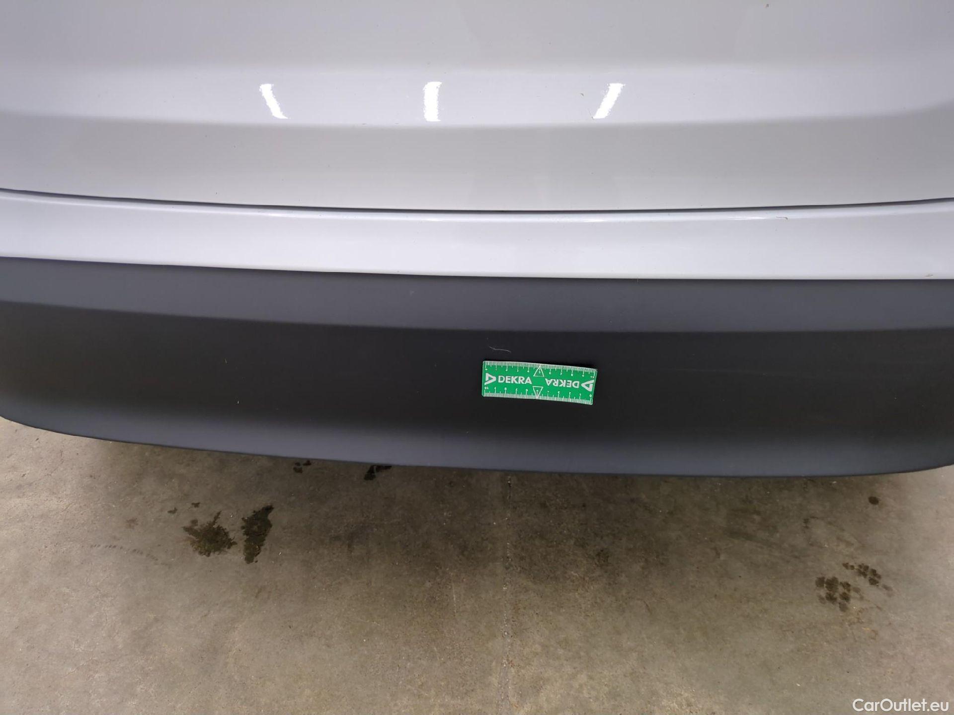  Toyota  Yaris Cross TOYOTA  Hybride / 2021 / 5P / SUV 1.5 HYBRID 116H DYNAMIC AUTO #5