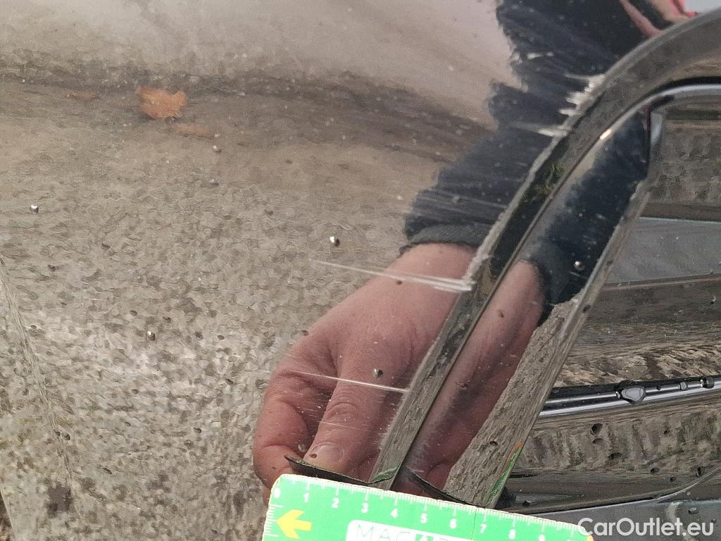  Volvo  V60 VOLVO  / 2018 / 5P / Break B4 197 Geartronic 8 Plus #3