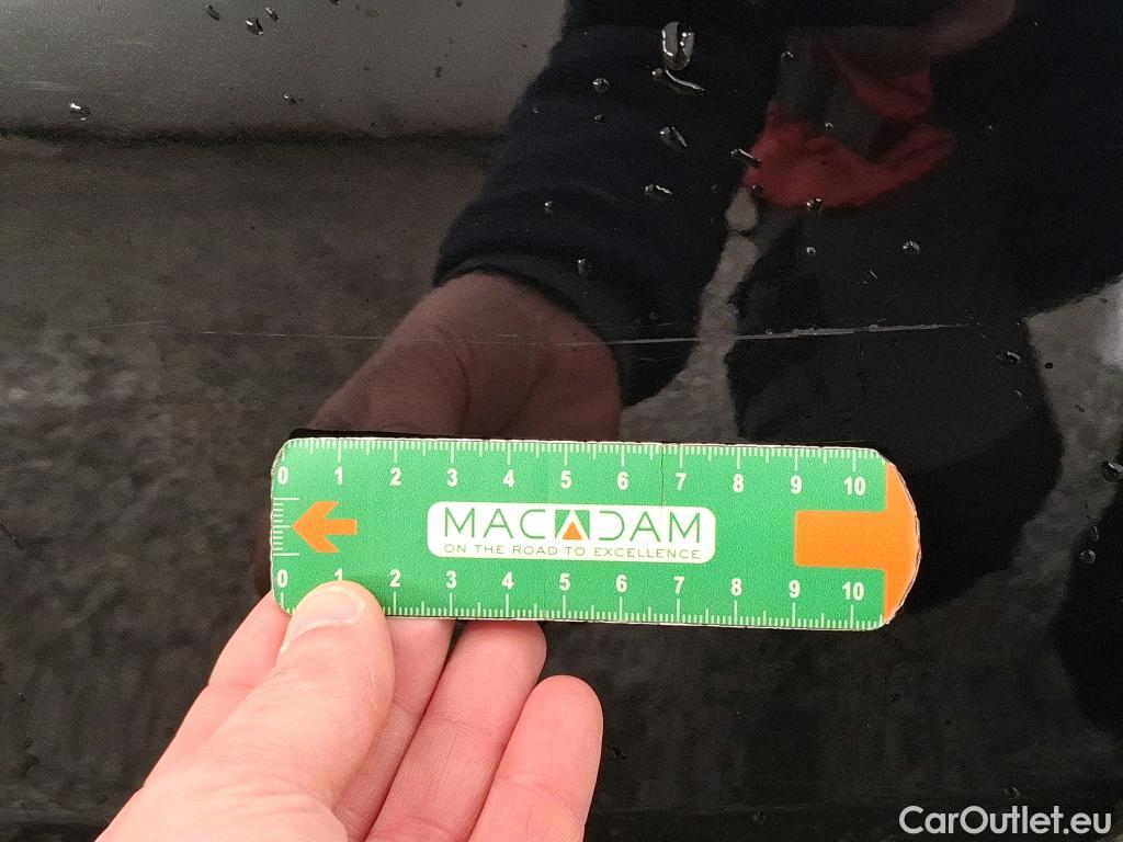  Volvo  V60 VOLVO  / 2018 / 5P / Break B4 197 Geartronic 8 Plus #25