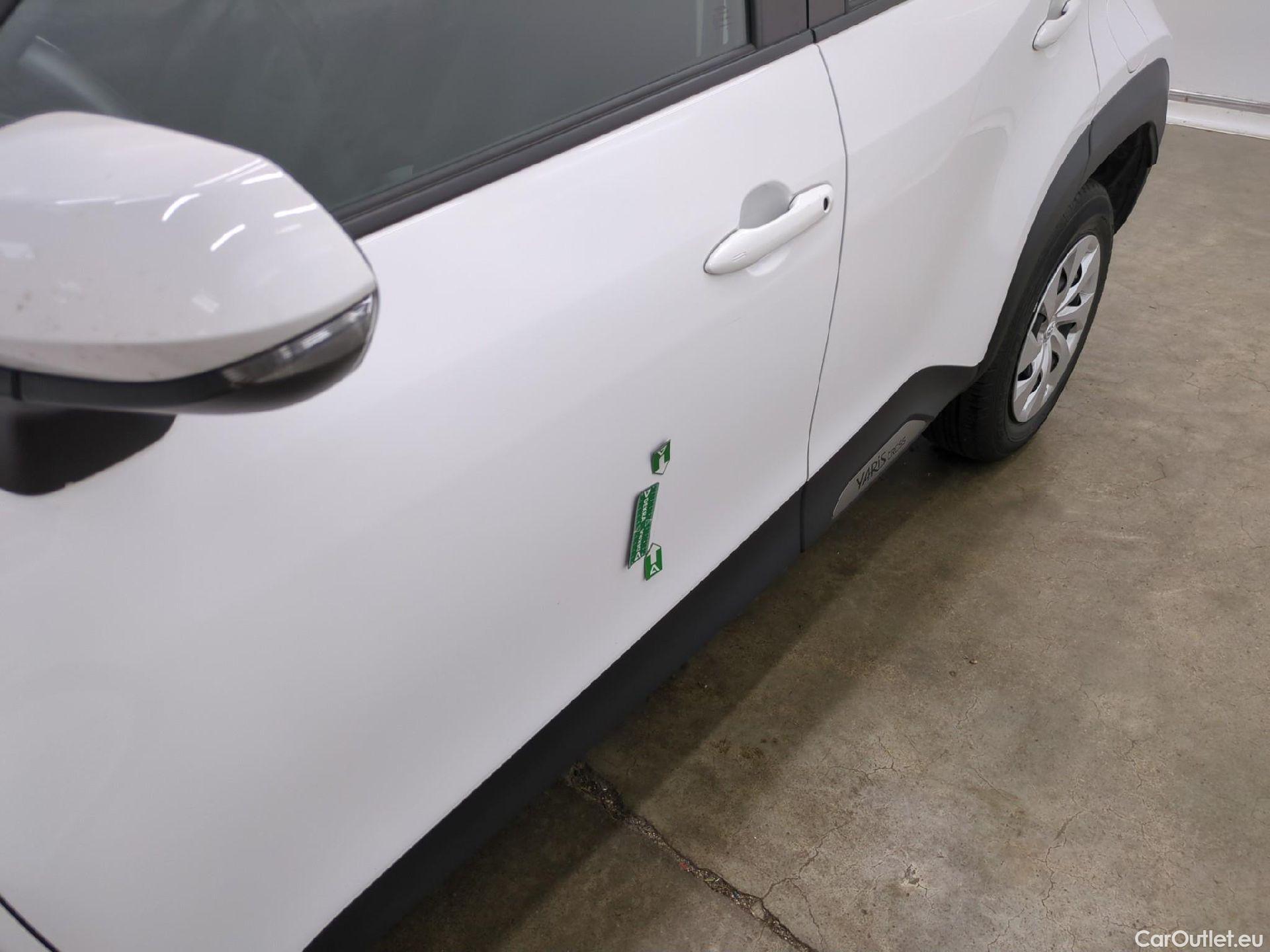  Toyota  Yaris Cross TOYOTA  Hybride / 2021 / 5P / SUV 1.5 HYBRID 116H DYNAMIC AUTO #4