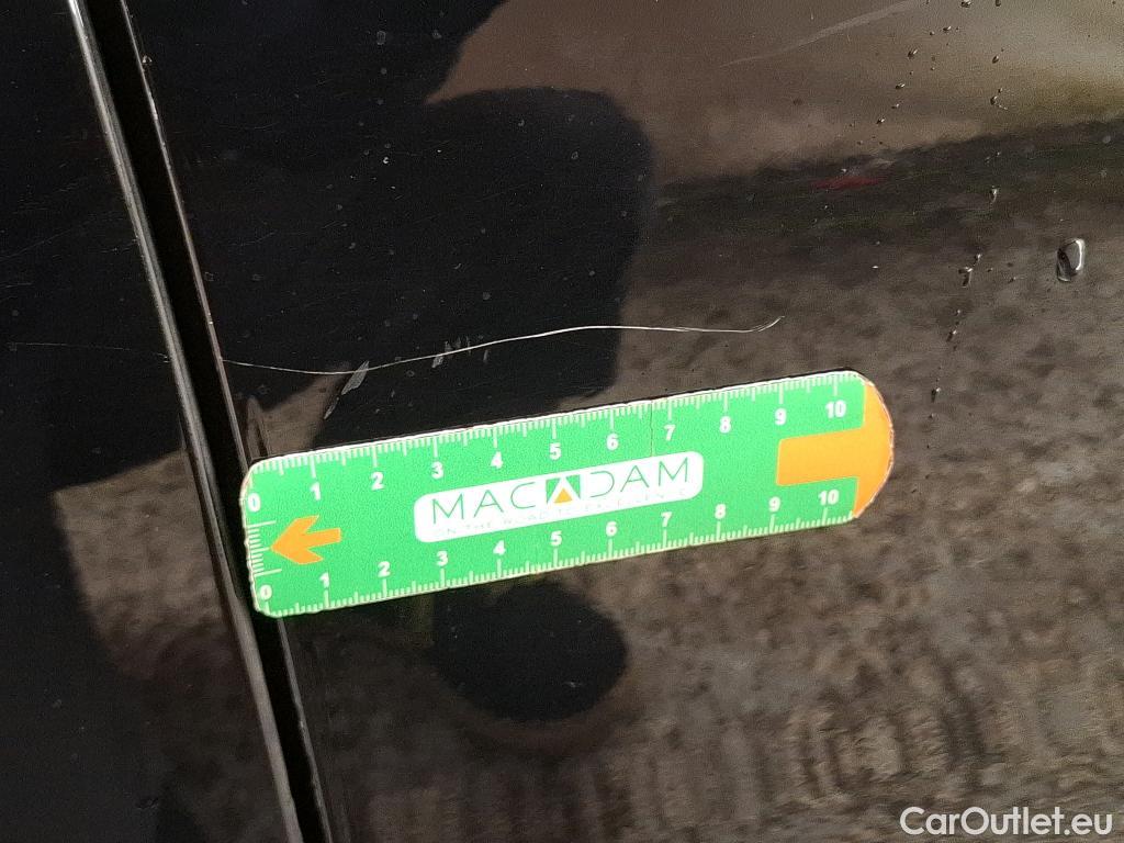  Volvo  V60 VOLVO  / 2018 / 5P / Break B4 197 Geartronic 8 Plus #22