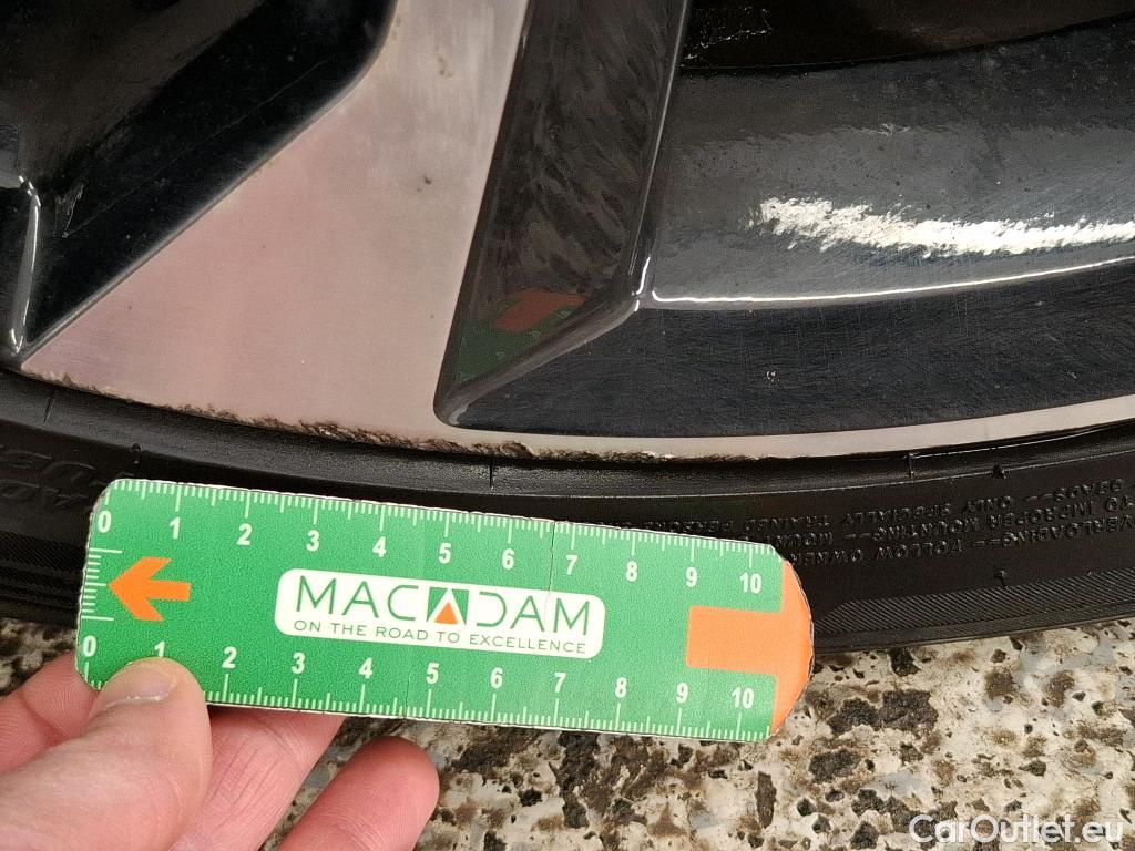  Volvo  V60 VOLVO  / 2018 / 5P / Break B4 197 Geartronic 8 Plus #15