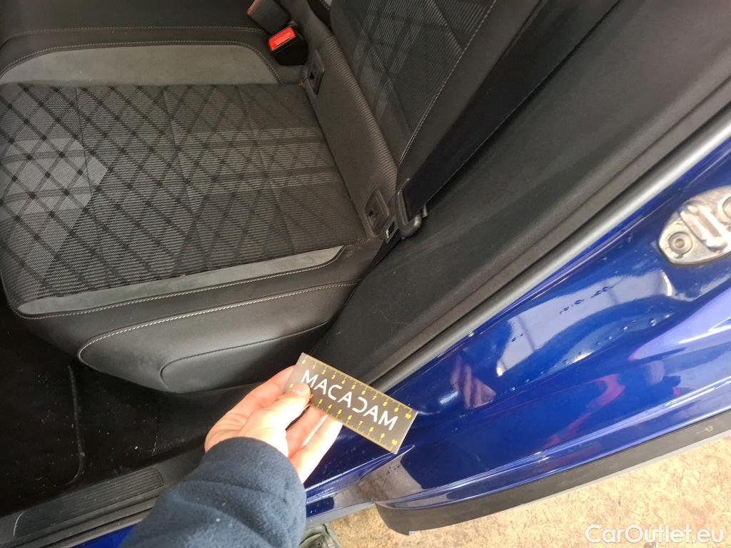  Volkswagen  T-ROC  R-Line 1.5 TSI 150CV BVA7 E6d #8