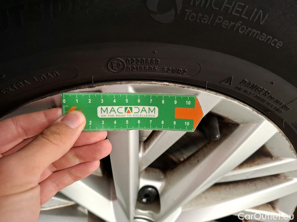  Volkswagen  T-ROC VOLKSWAGEN  / 2017 / 5P / SUV 1.0 TSI 115 LOUNGE #20