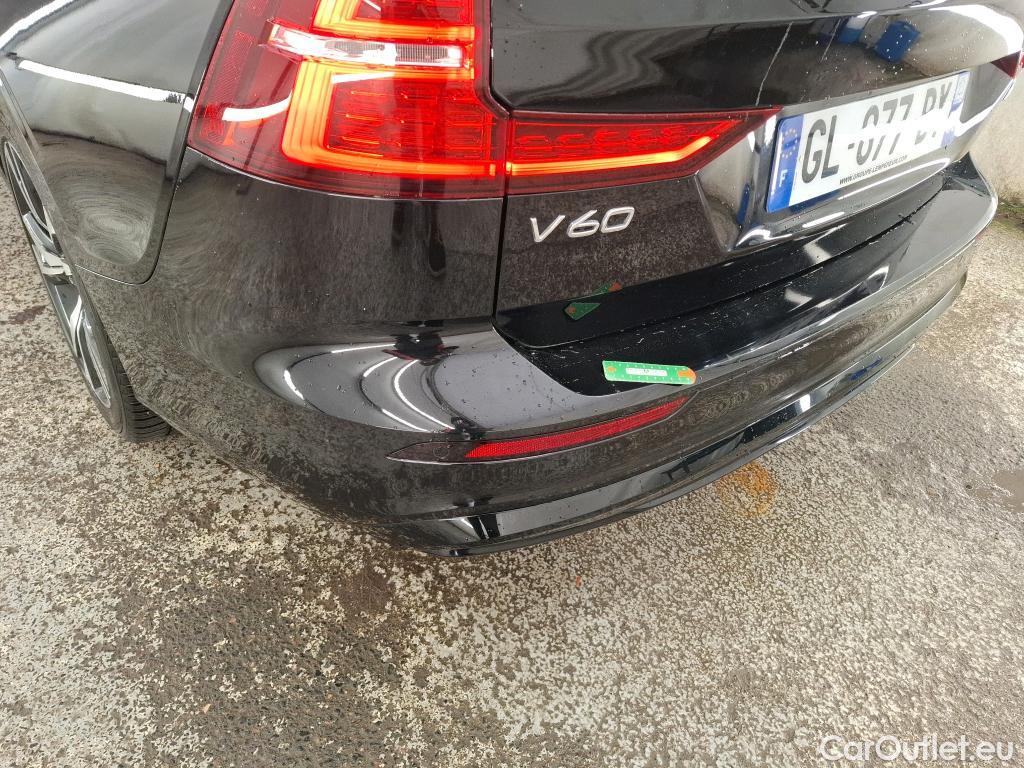  Volvo  V60 VOLVO  / 2018 / 5P / Break B4 197 Geartronic 8 Plus #24