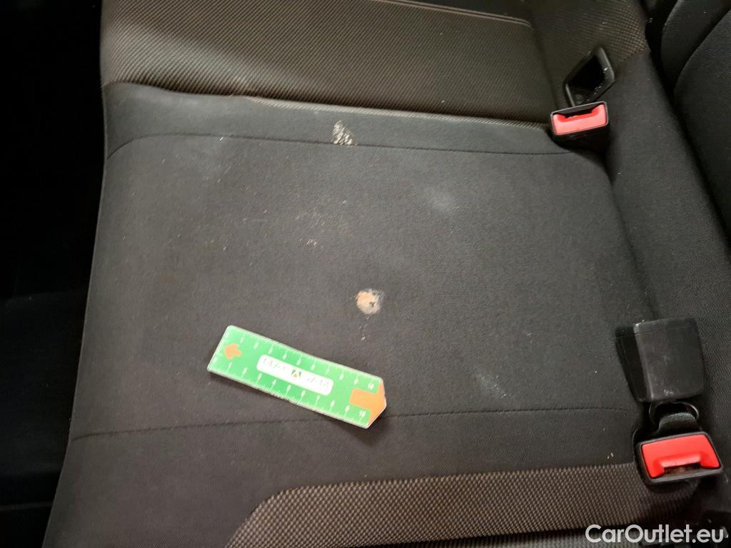  Volkswagen  T-ROC VOLKSWAGEN  / 2017 / 5P / SUV 1.0 TSI 115 LOUNGE #15