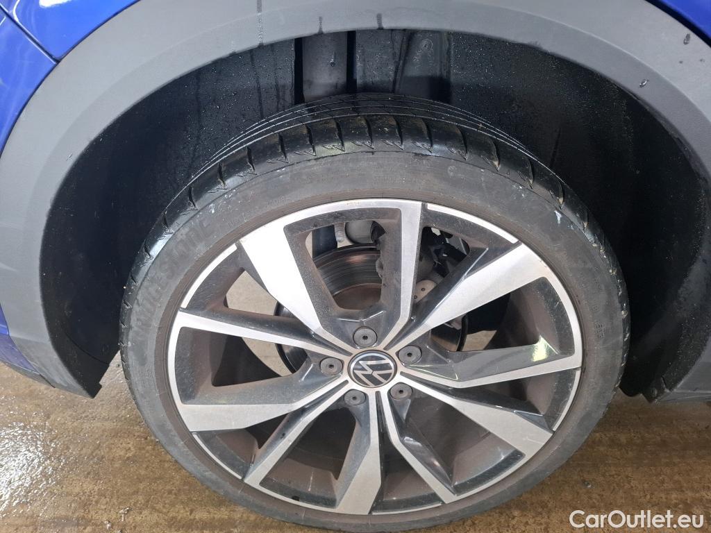  Volkswagen  T-ROC  R-Line 1.5 TSI 150CV BVA7 E6d #42