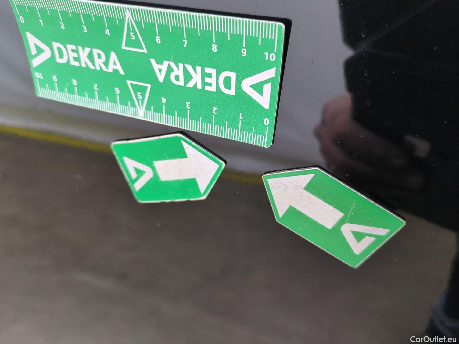  Citroen  C4  X Feel Pack 1.2 PureTech 130CV BVA8 6E #10