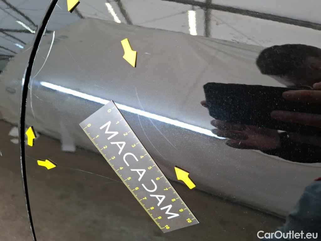  Citroen  C4 CITROEN  X / 2022 / 4P / Berline PureTech 130 S&S EAT8 Shine #4