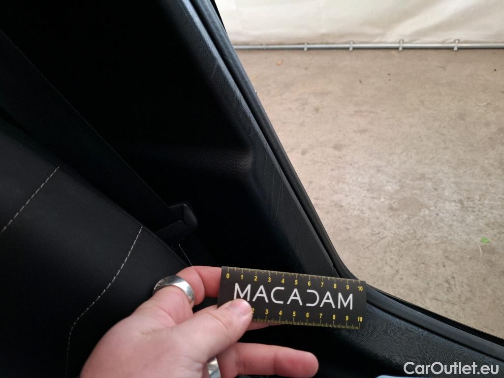  Citroen  C4 CITROEN  X / 2022 / 4P / Berline PureTech 130 S&S EAT8 Shine #10