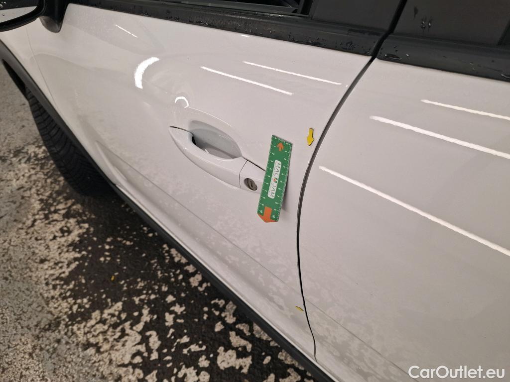  Citroen  C3 CITROEN  / 2020 / 5P / Berline PureTech 83 S&S BVM Feel Pack #4