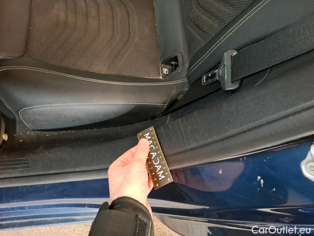  Mercedes  A-Klasse MERCEDES-BENZ Classe A Compact / 2018 / 5P / Berline A 250 e Business Line 8G-DCT #42