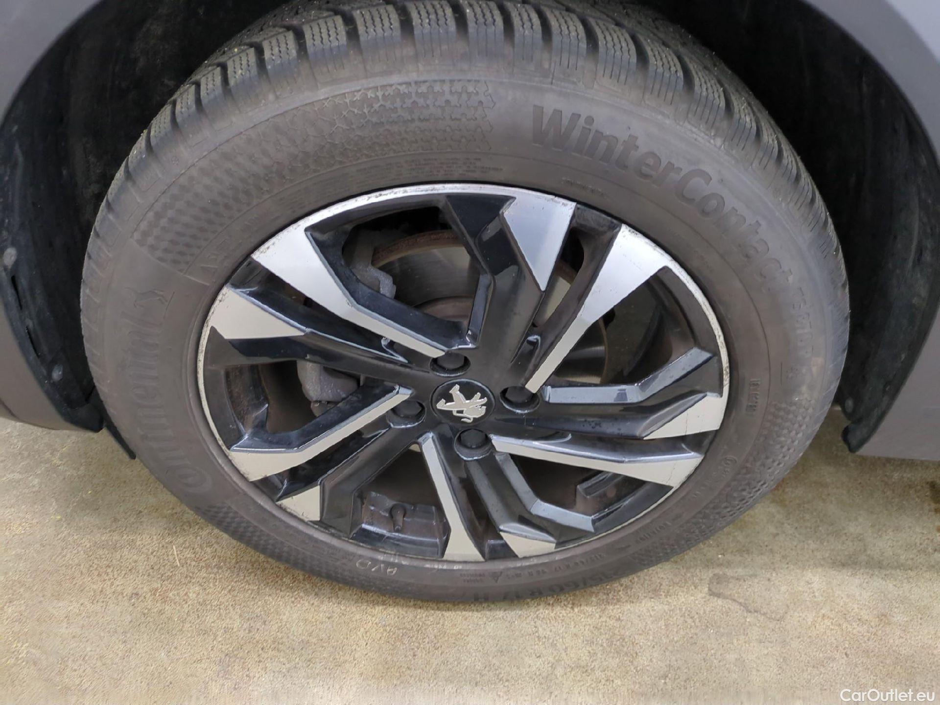  Peugeot  2008  Allure Business 1.2 PureTech 130CV BVM6 E6d #8