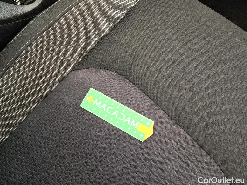  Nissan  Qashqai NISSAN  5p Crossover 1.6 DCI 130 Xtronic Drive Edition #40