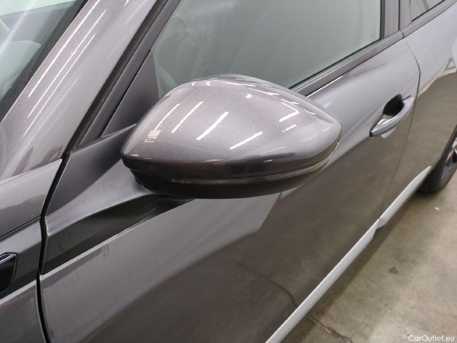  Peugeot  2008  Allure Business 1.2 PureTech 130CV BVM6 E6d #6