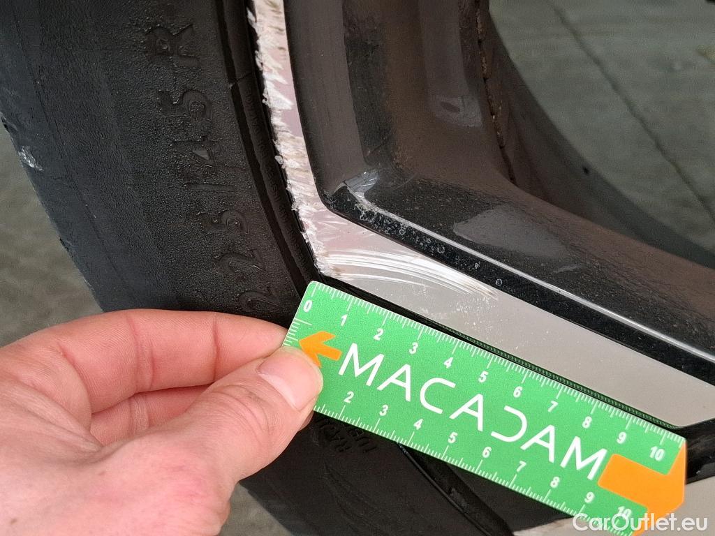  Nissan  Qashqai NISSAN  5p Crossover 1.6 DCI 130 Xtronic Drive Edition #18