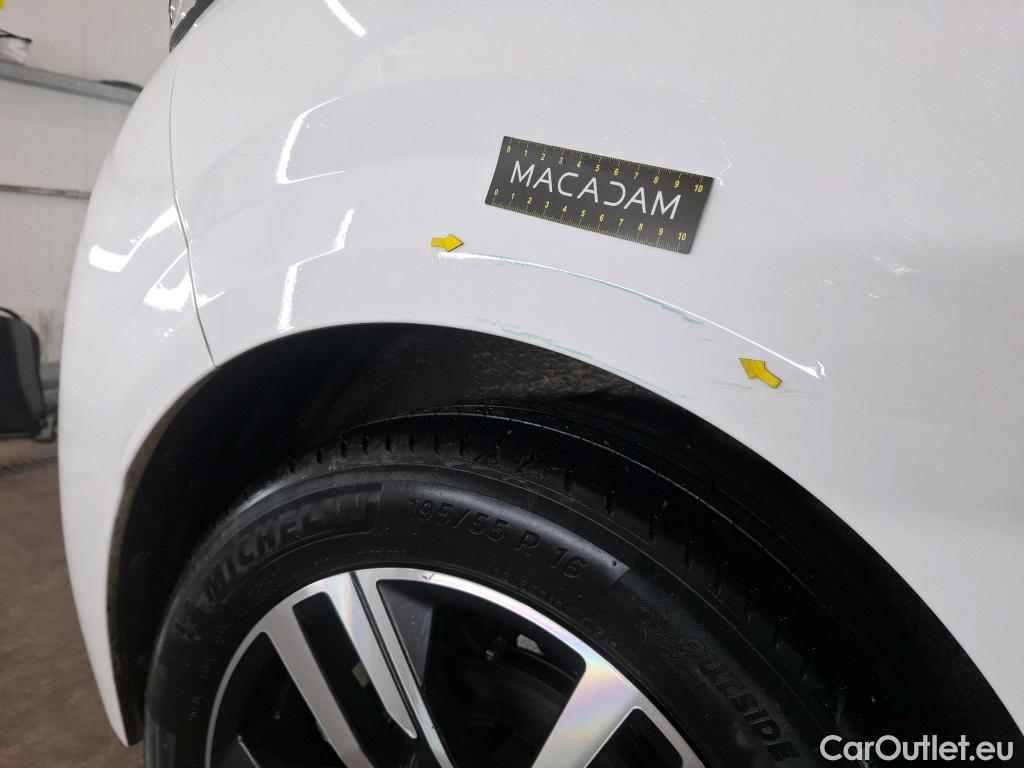  Peugeot  208  Allure Business 1.2 PureTech 100CV BVM6 E6d #46