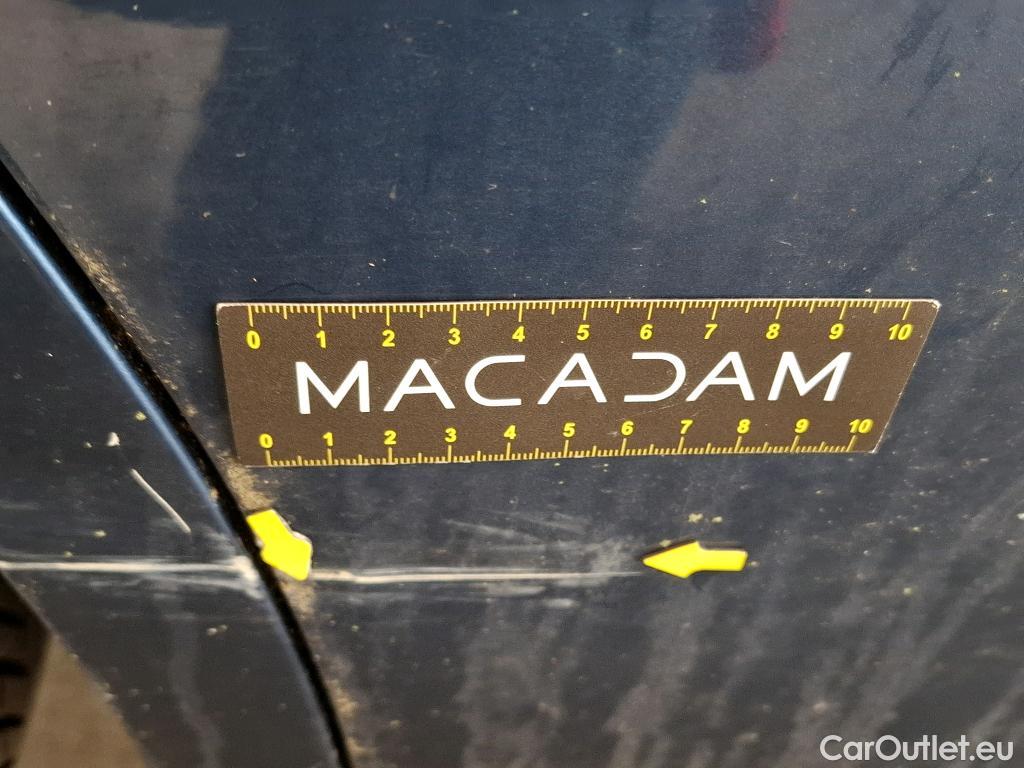  Mercedes  A-Klasse MERCEDES-BENZ Classe A Compact / 2018 / 5P / Berline A 250 e Business Line 8G-DCT #14