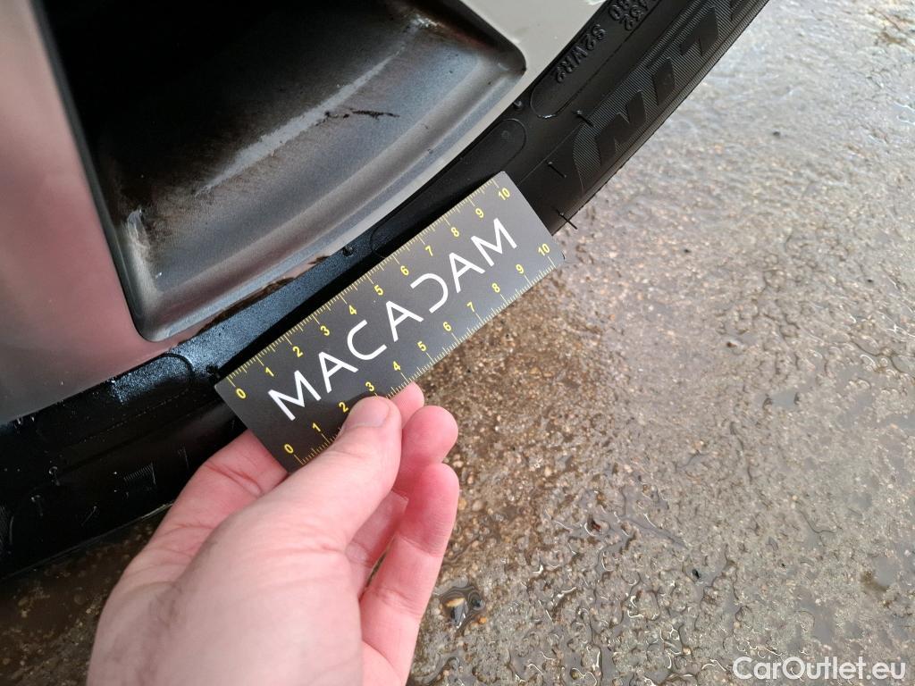  Hyundai  i30  cw Business 1.6 CRDi 115CV BVA7 E6dT #16