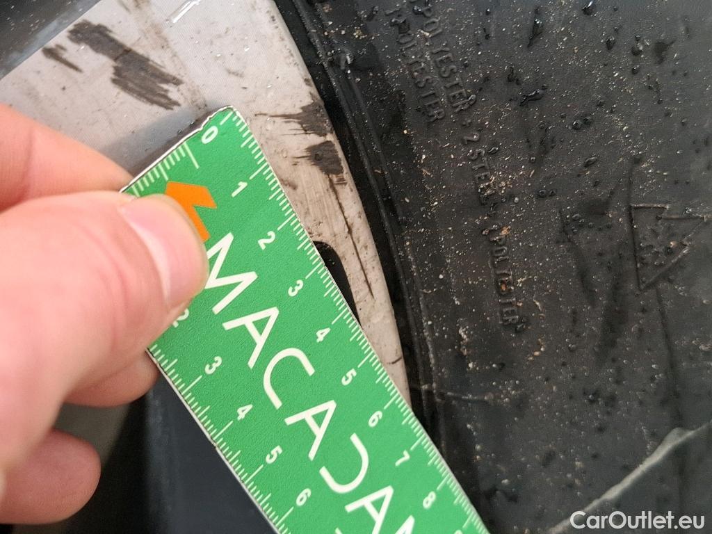  Peugeot  5008  Allure 1.2 PureTech 130CV BVA8 7 Sieges E6d #27