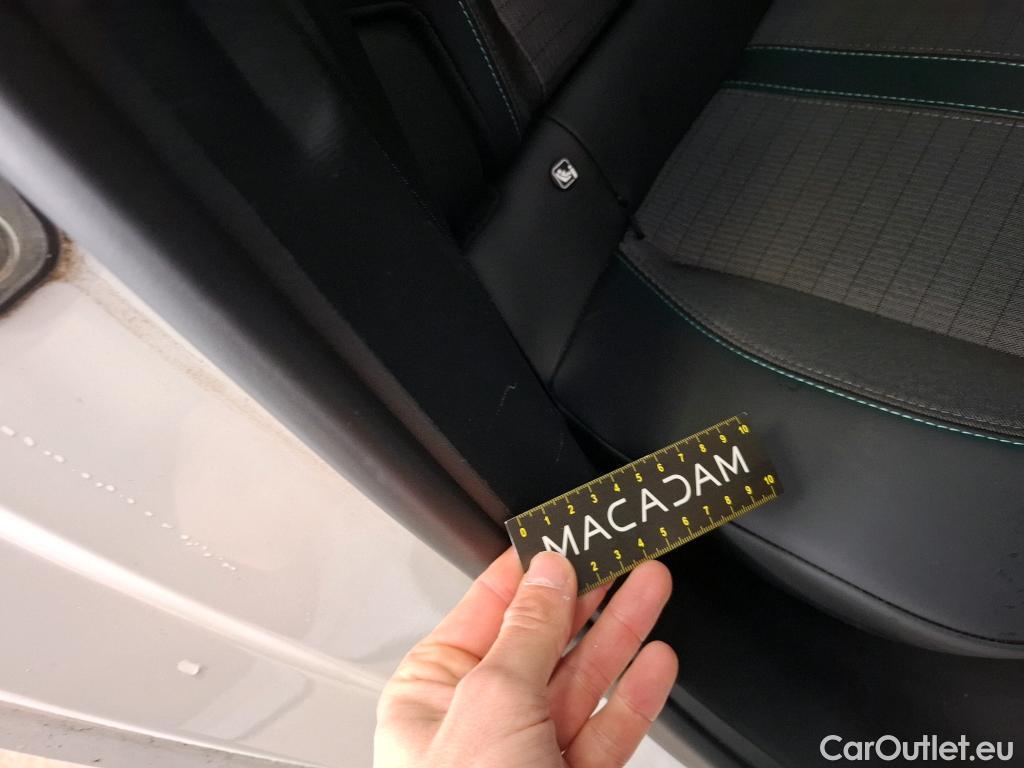  Peugeot  208  Allure Business 1.2 PureTech 100CV BVM6 E6d #17