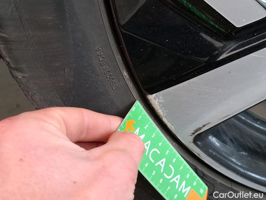  Nissan  Qashqai NISSAN  5p Crossover 1.6 DCI 130 Xtronic Drive Edition #11