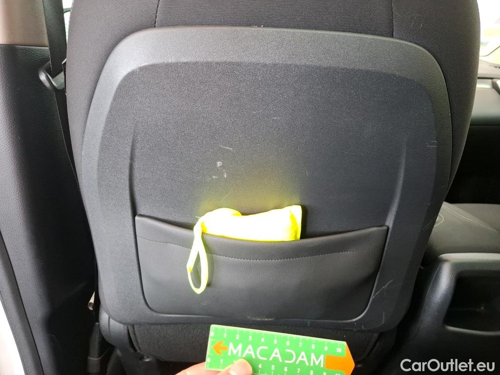  Nissan  Qashqai NISSAN  5p Crossover 1.6 DCI 130 Xtronic Drive Edition #31