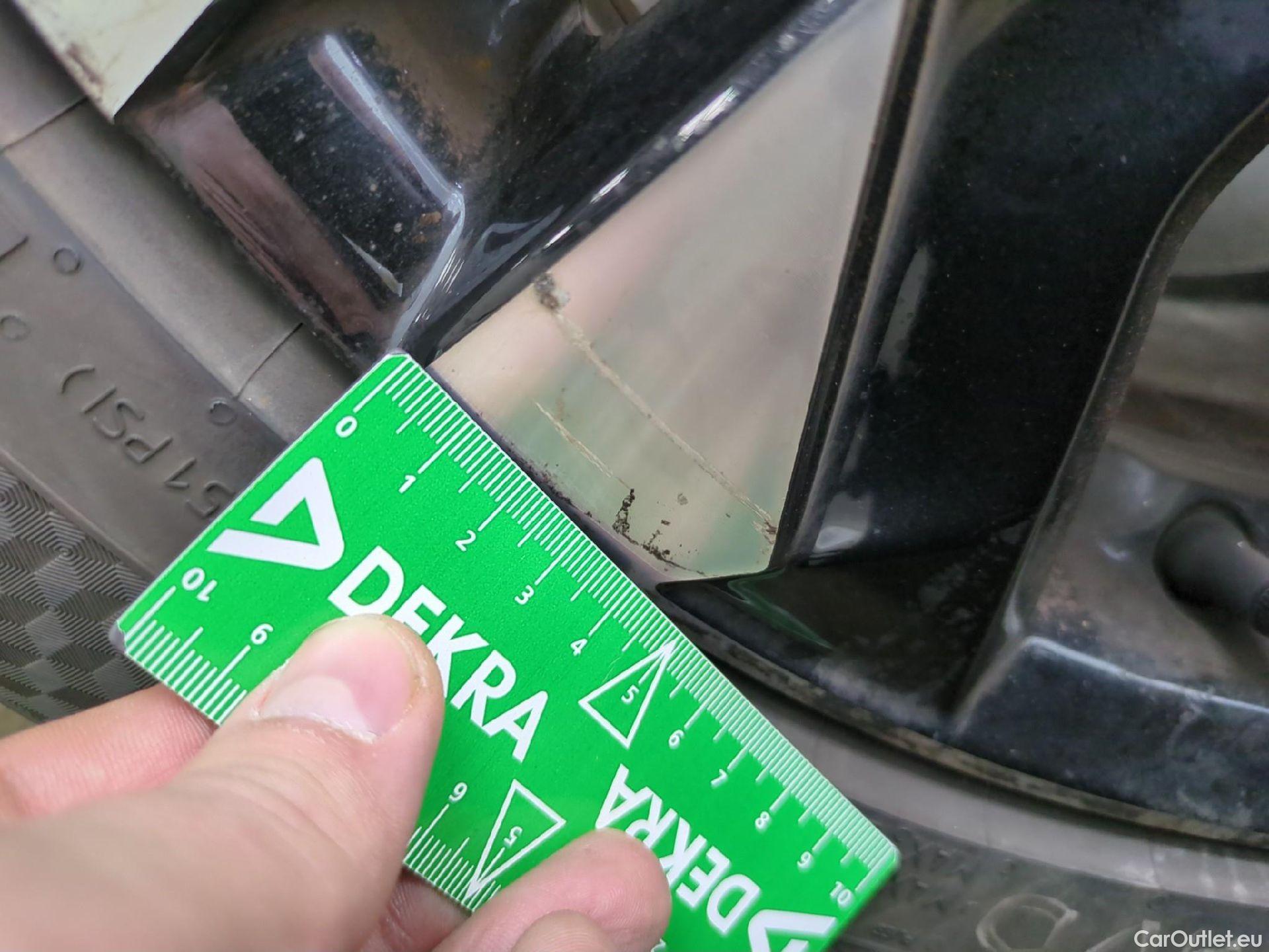  Peugeot  2008  Allure Business 1.2 PureTech 130CV BVM6 E6d #11