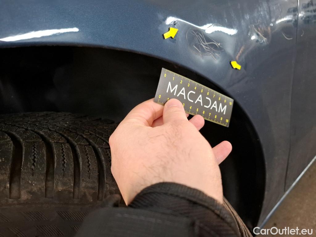  Mercedes  A-Klasse MERCEDES-BENZ Classe A Compact / 2018 / 5P / Berline A 250 e Business Line 8G-DCT #8